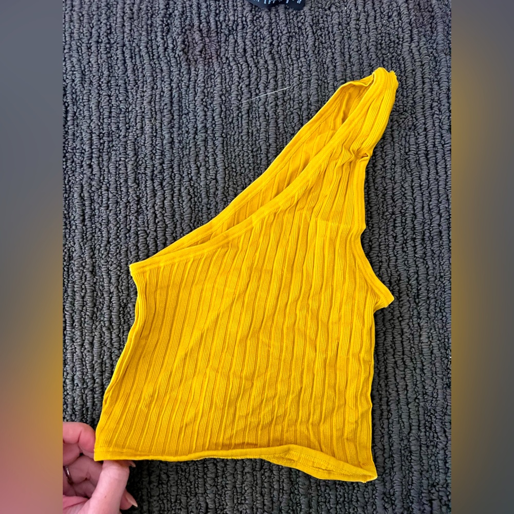 Never worn yellow cut out too urban outfitters